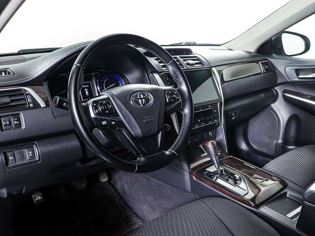 Toyota Camry 2014 года с пробегом. Фото: #12