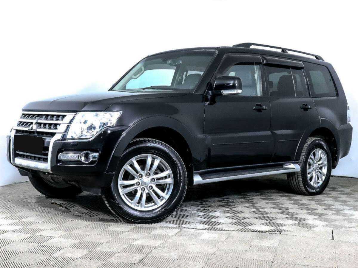 Mitsubishi Pajero 2018 года с пробегом. Посмотреть фото