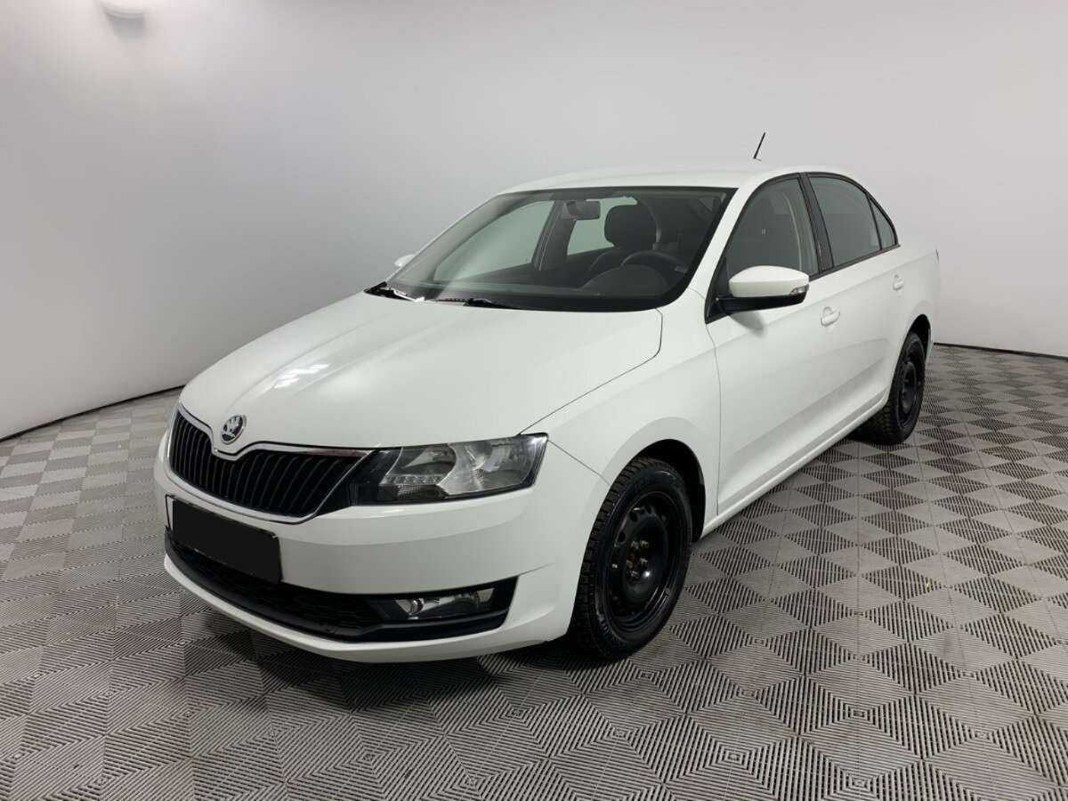 Skoda Rapid 2019 года с пробегом. Посмотреть фото