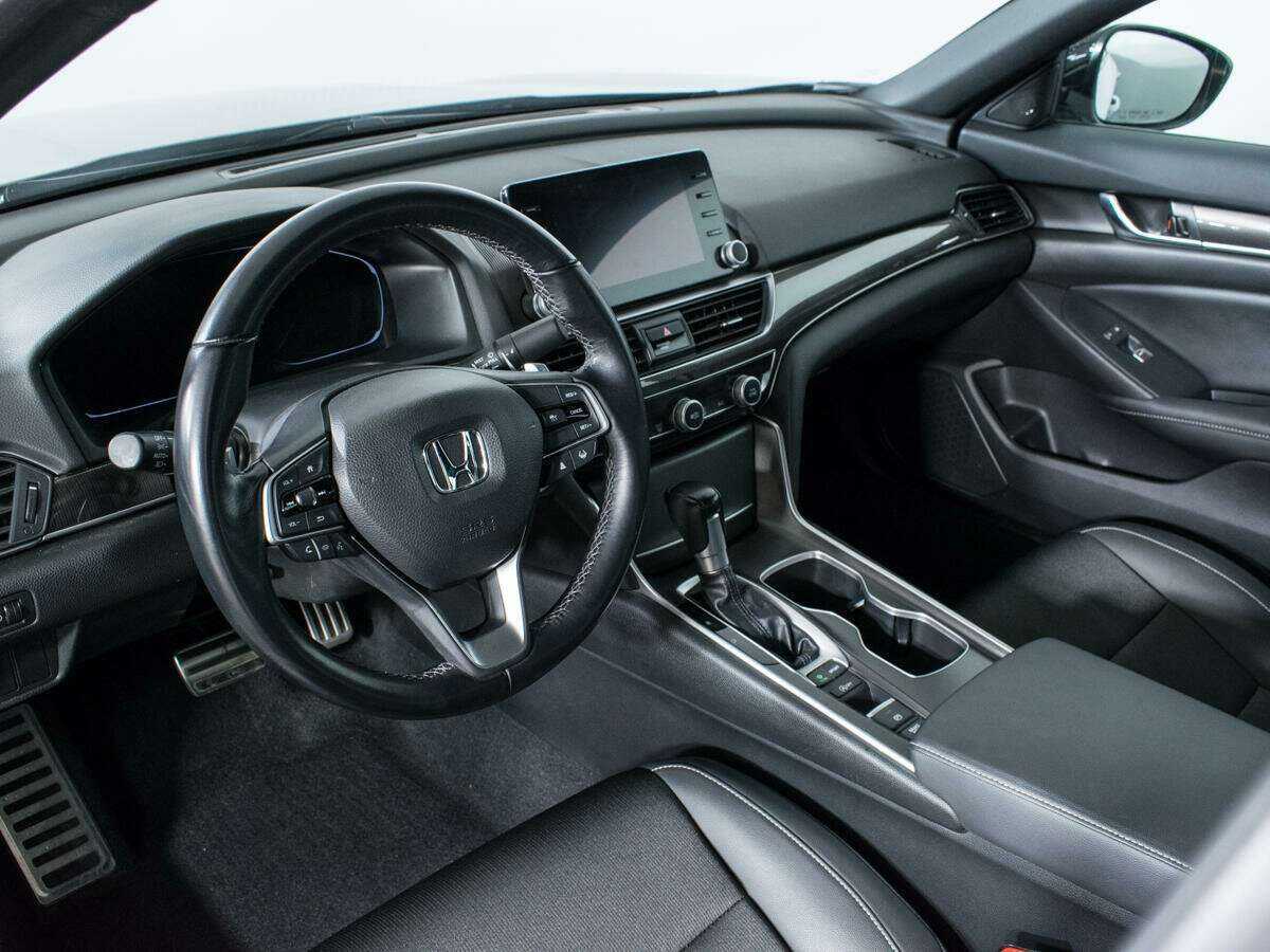 Honda Accord 2022 года с пробегом. Фото: #12