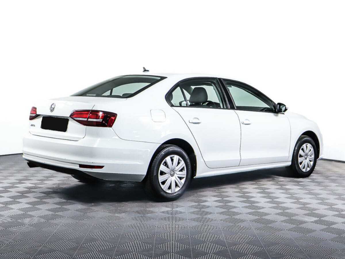 Volkswagen Jetta 2016 года с пробегом. Фото: #1