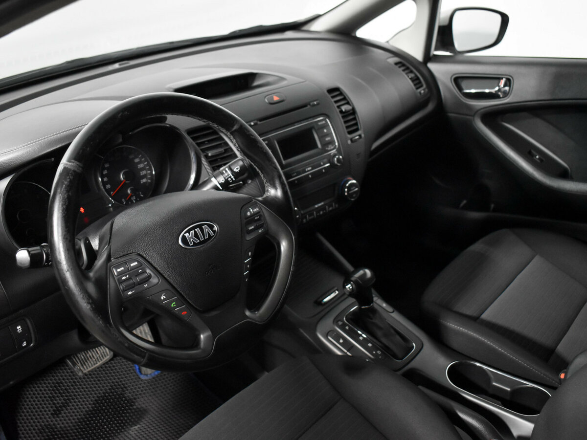 Kia Cerato 2015 года с пробегом. Фото: #7