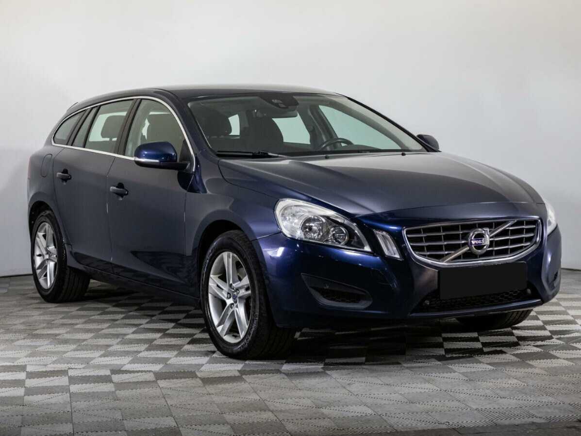 Volvo V60 2012 года с пробегом. Фото: #2