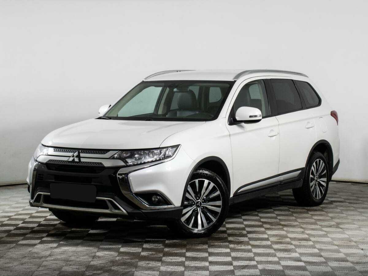 Mitsubishi Outlander 2020 года с пробегом. Посмотреть фото