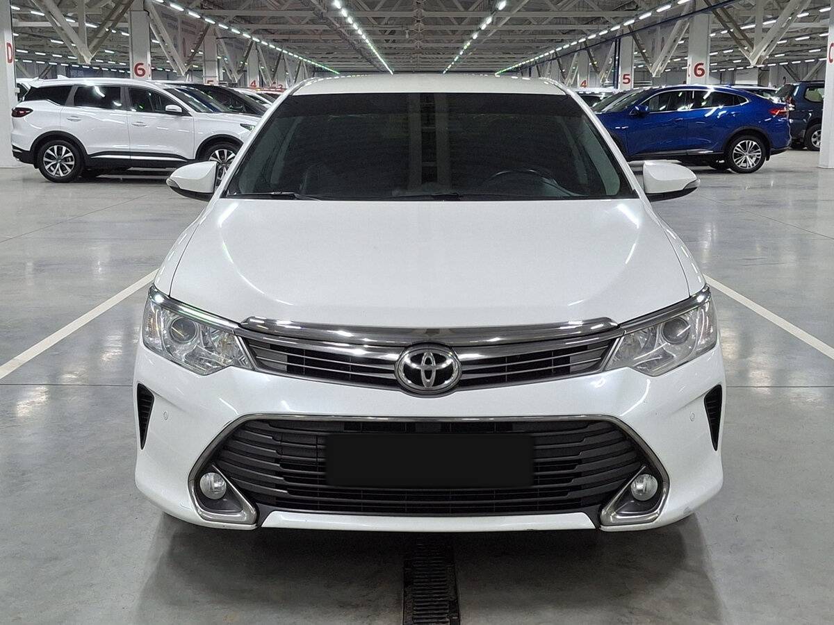 Toyota Camry 2015 года с пробегом. Фото: #1