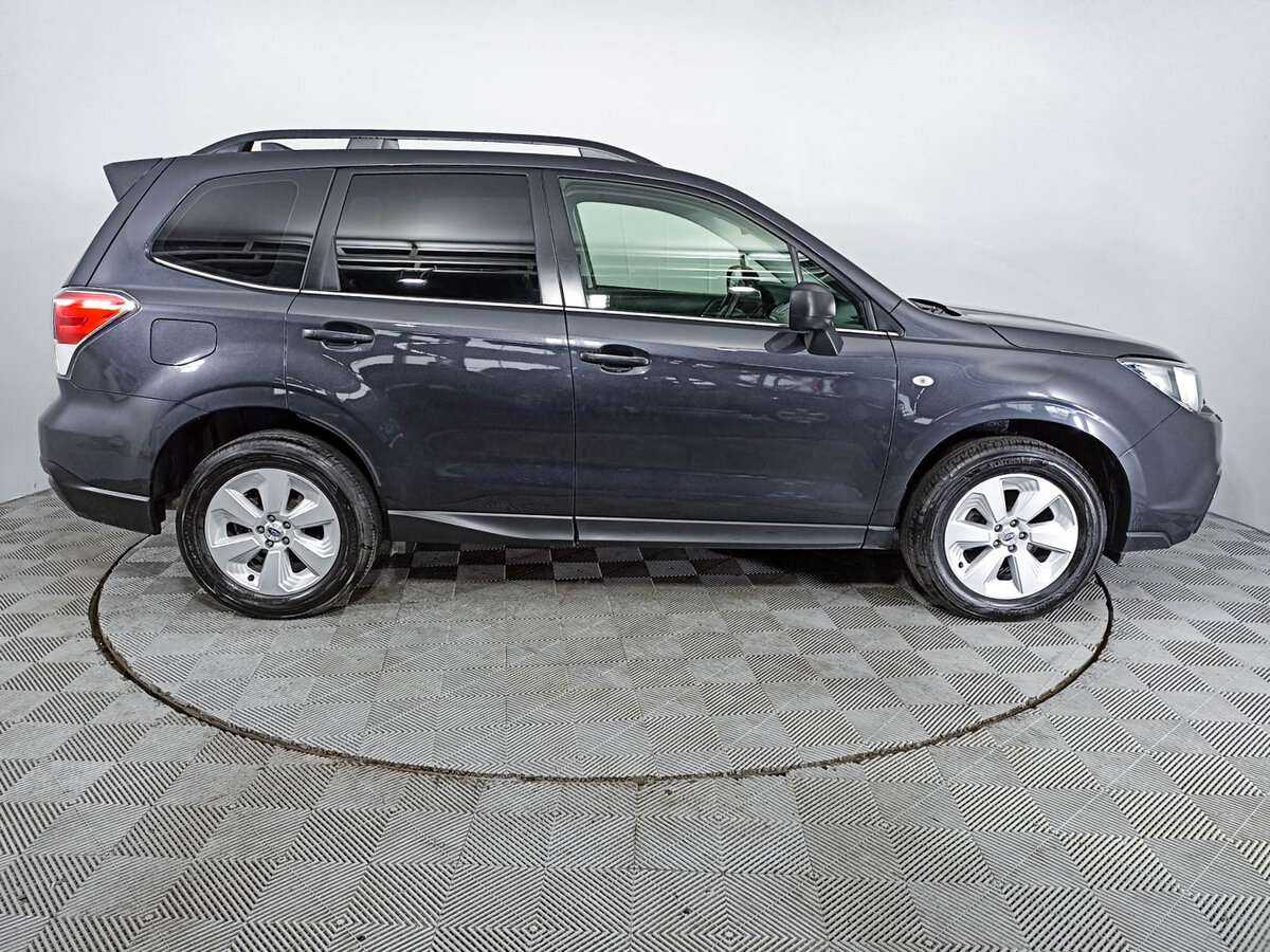 Subaru Forester 2017 года с пробегом. Фото: #3