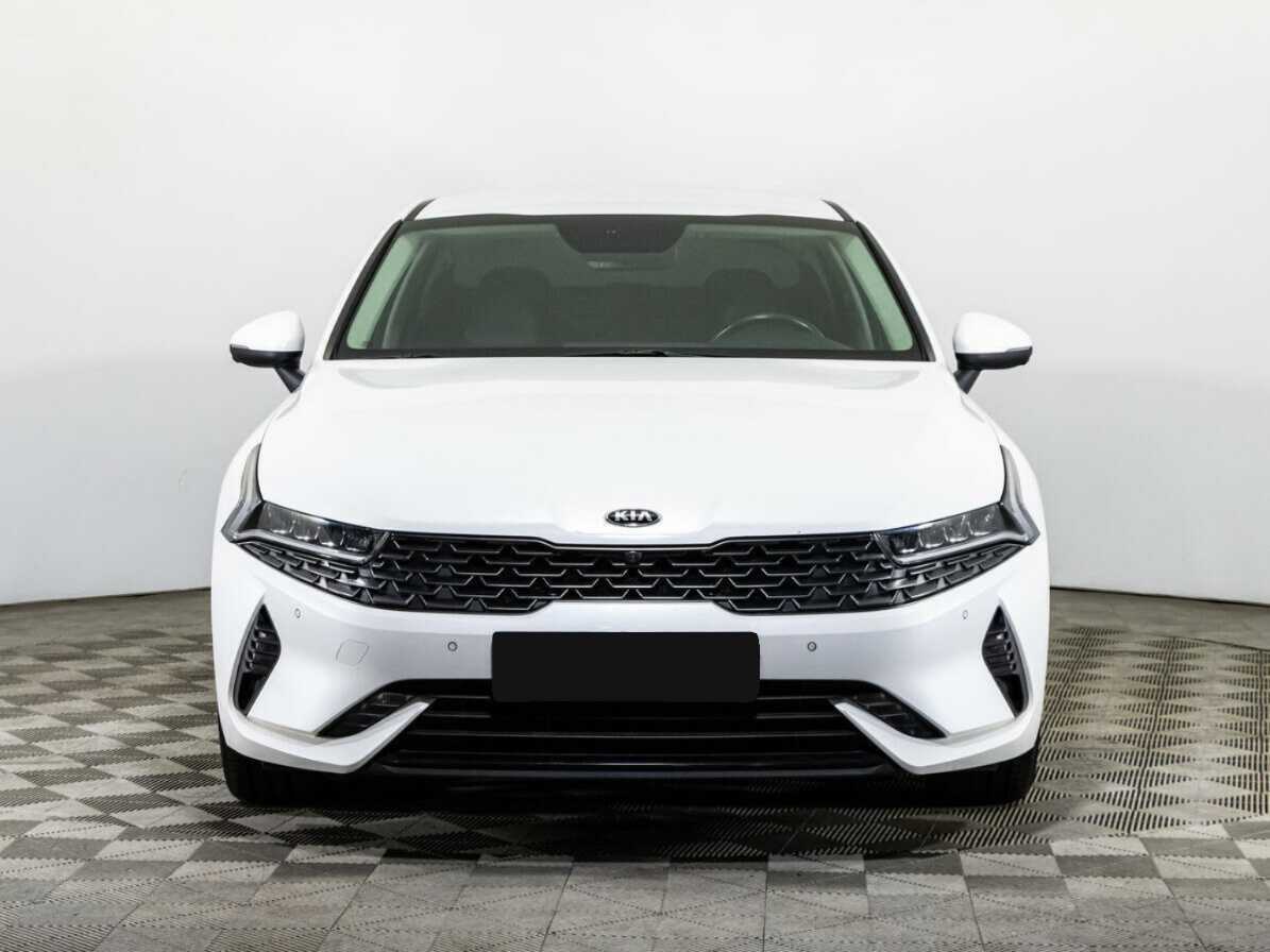 Kia K5 2020 года с пробегом. Фото: #1