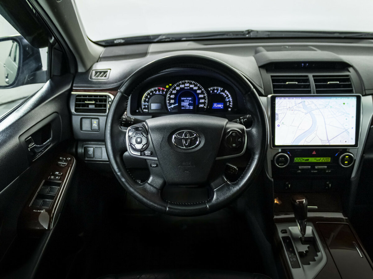 Toyota Camry 2012 года с пробегом. Фото: #9