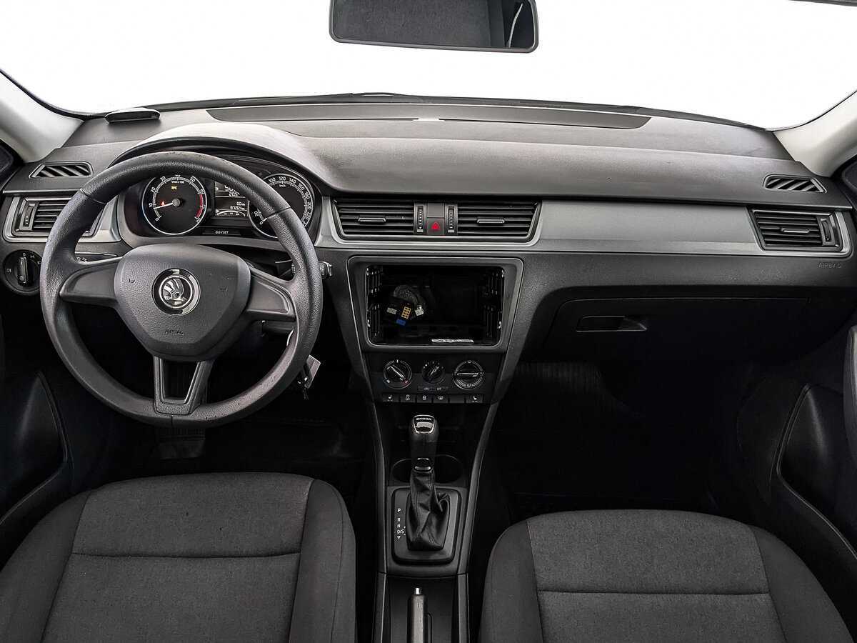 Skoda Rapid 2019 года с пробегом. Фото: #12