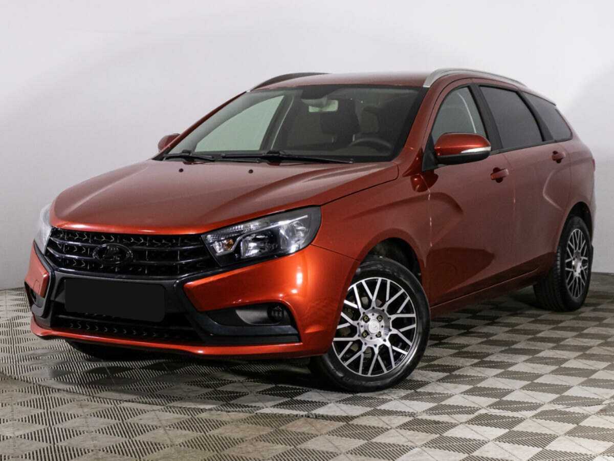 Lada (ВАЗ) Vesta 2018 года с пробегом. Посмотреть фото