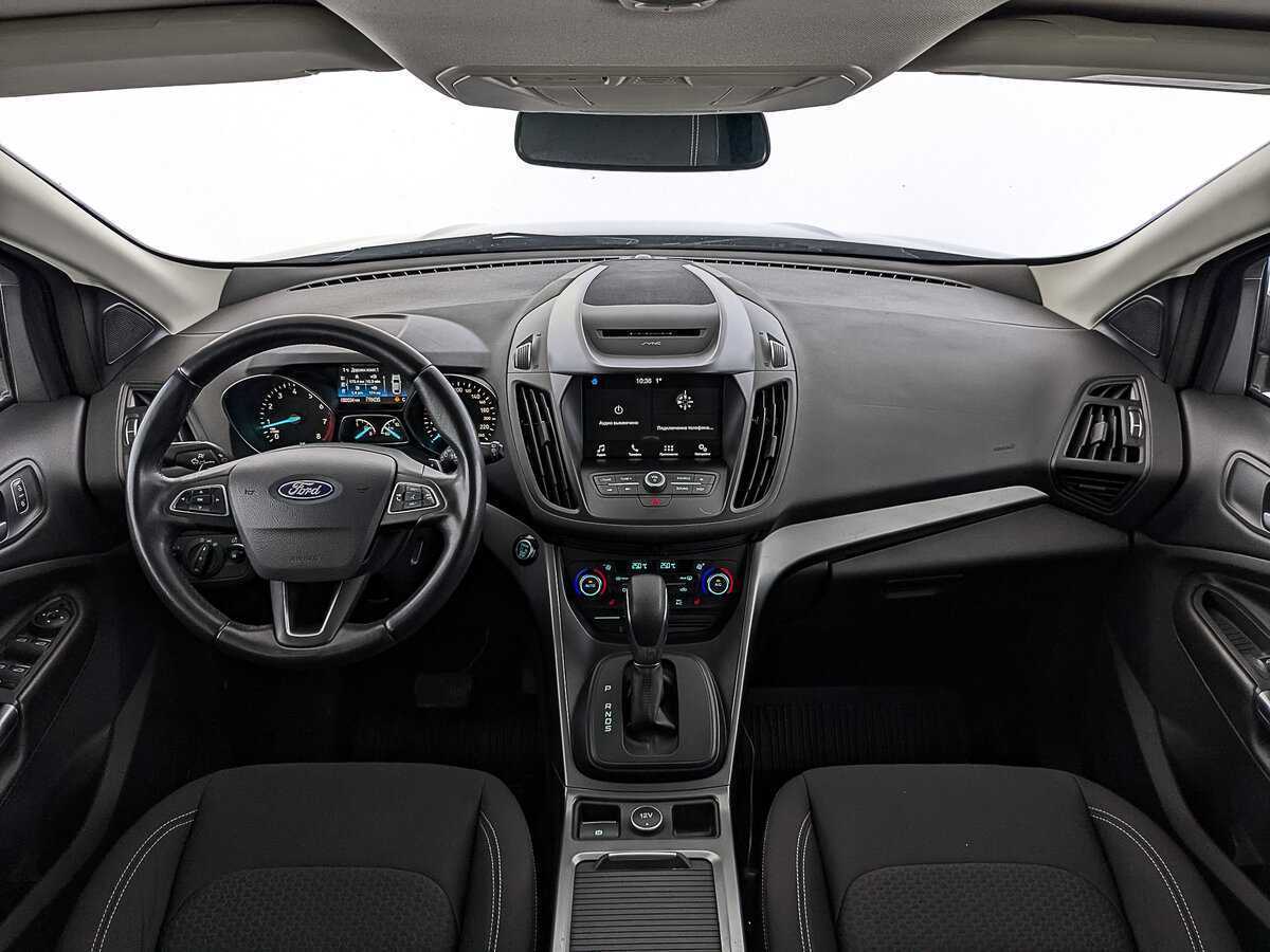 Ford Kuga 2018 года с пробегом. Фото: #12