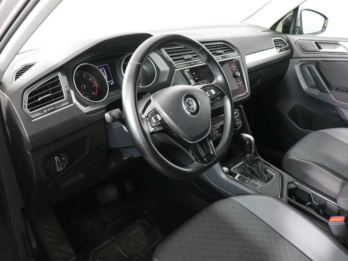 Volkswagen Tiguan 2019 года с пробегом. Фото: #8