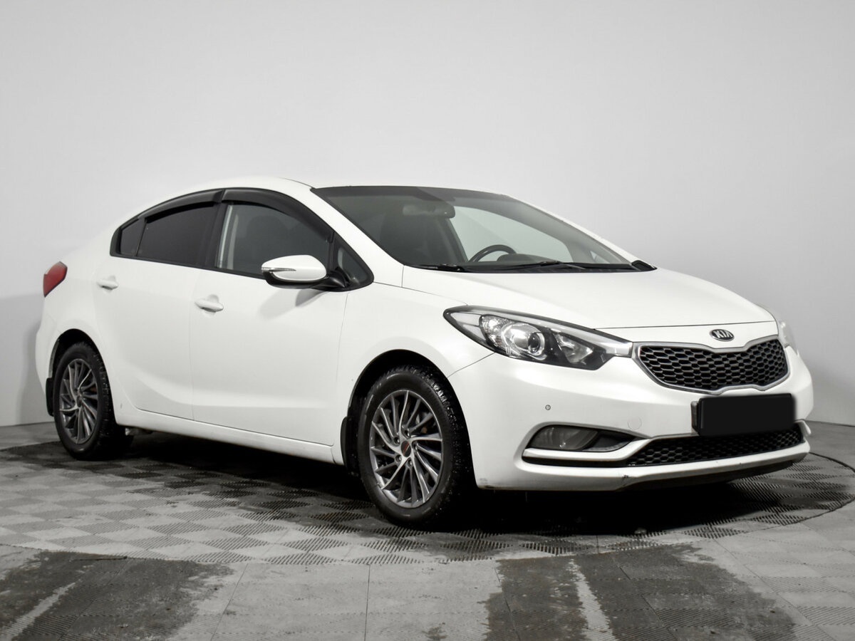 Kia Cerato 2015 года с пробегом. Фото: #2