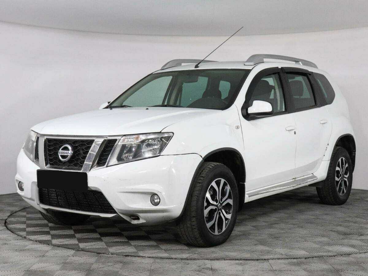 Nissan Terrano 2014 года с пробегом. Посмотреть фото