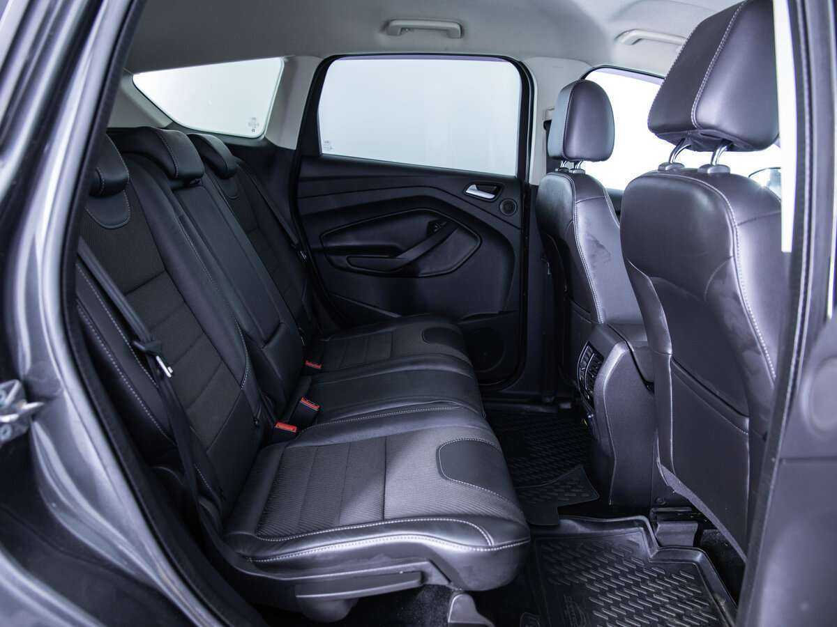 Ford Kuga 2015 года с пробегом. Фото: #10