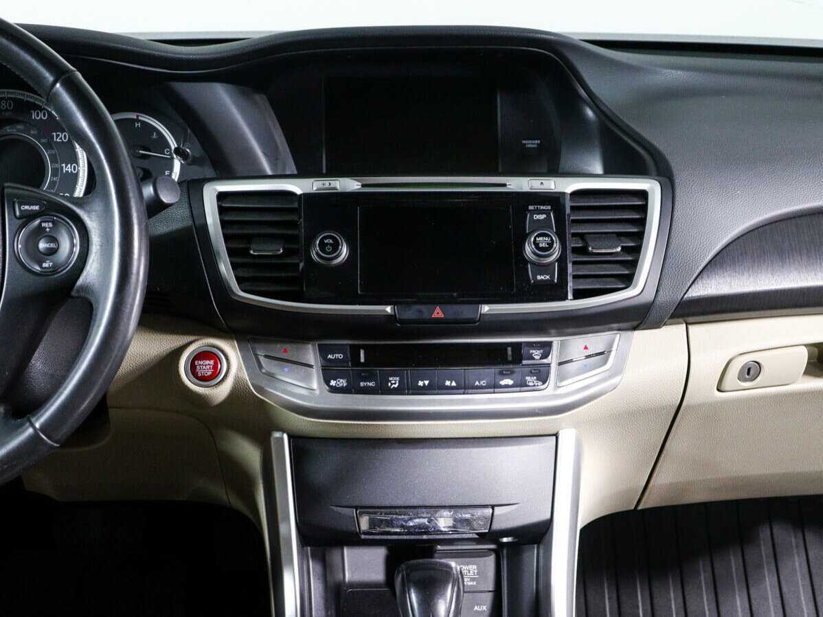 Honda Accord 2012 года с пробегом. Фото: #11