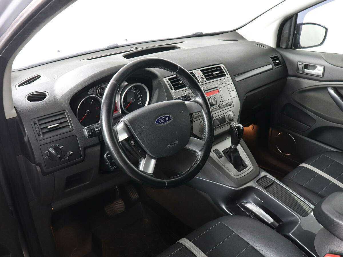 Ford Kuga 2012 года с пробегом. Фото: #7