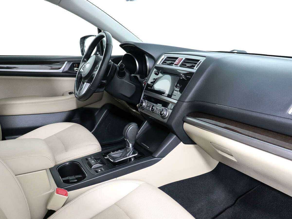 Subaru Outback 2017 года с пробегом. Фото: #6