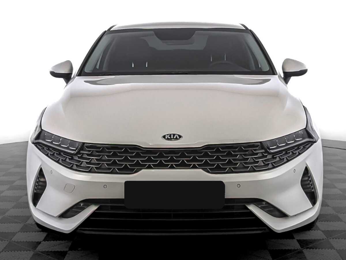 Kia K5 2020 года с пробегом. Фото: #1