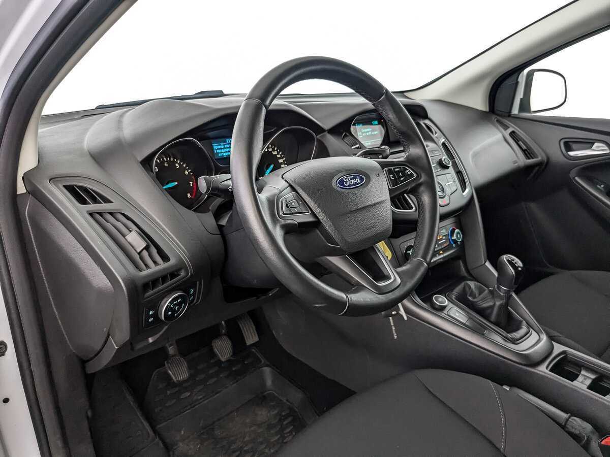 Ford Focus 2018 года с пробегом. Фото: #13