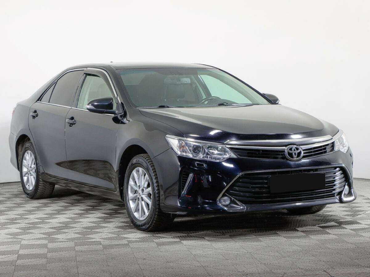 Toyota Camry 2017 года с пробегом. Фото: #2