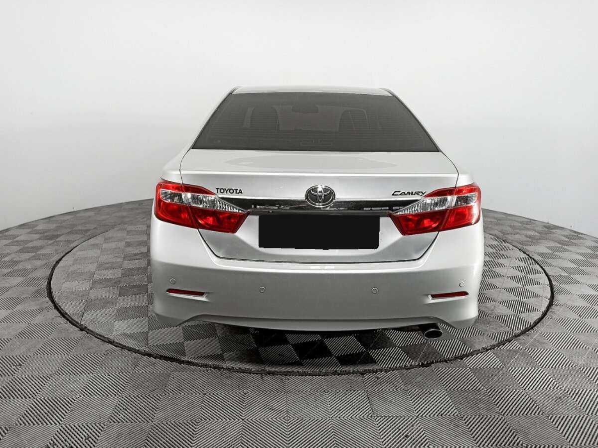 Toyota Camry 2014 года с пробегом. Фото: #5
