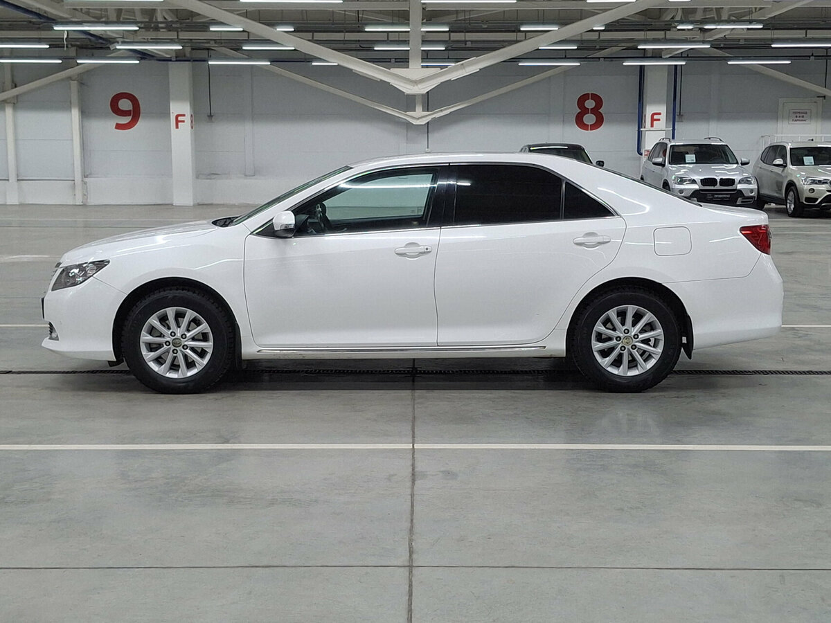 Toyota Camry 2013 года с пробегом. Фото: #7
