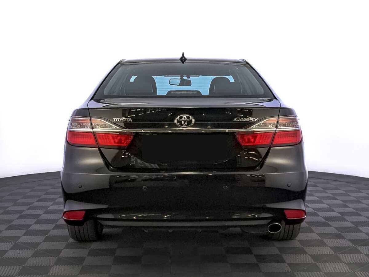 Toyota Camry 2017 года с пробегом. Фото: #5