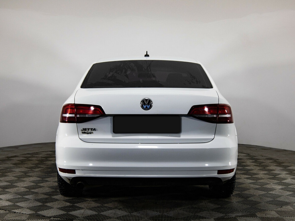Volkswagen Jetta 2016 года с пробегом. Фото: #4