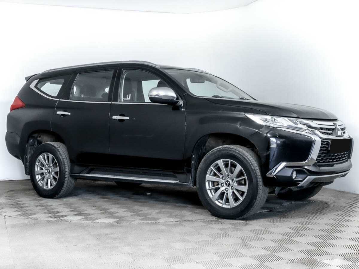 Mitsubishi Pajero Sport 2018 года с пробегом. Фото: #2