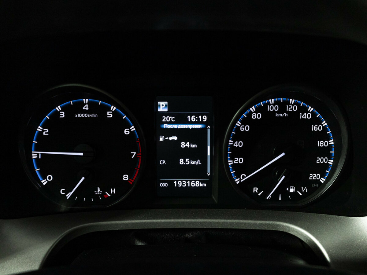 Toyota RAV4 2016 года с пробегом. Фото: #11