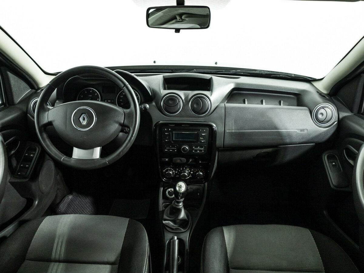 Renault Duster 2013 года с пробегом. Фото: #12