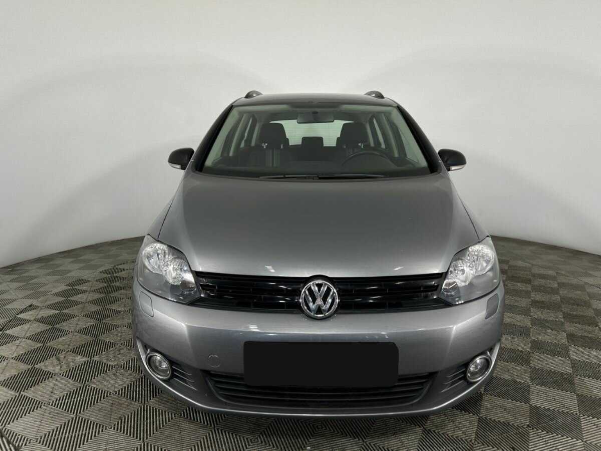 Volkswagen Golf Plus 2012 года с пробегом. Фото: #1