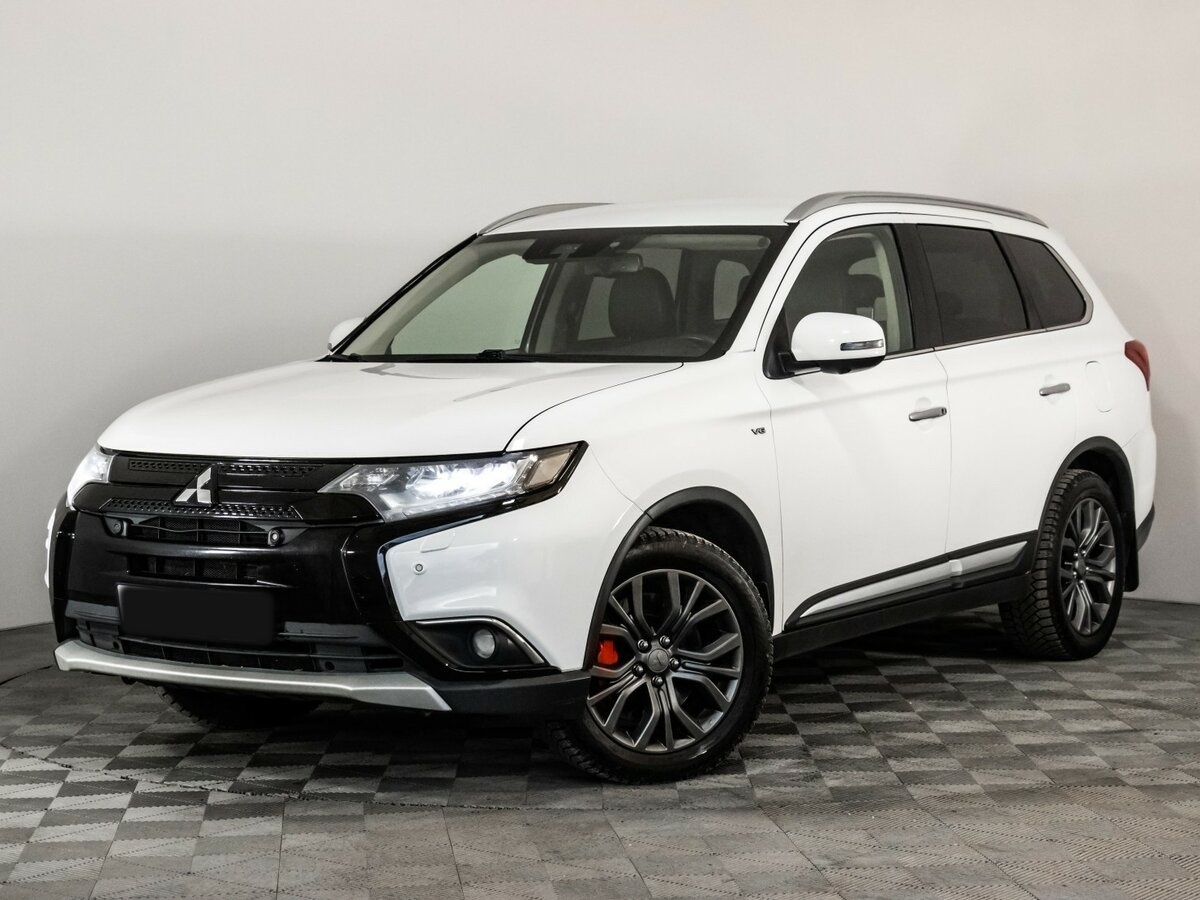 Mitsubishi Outlander 2017 года с пробегом. Фото: #0