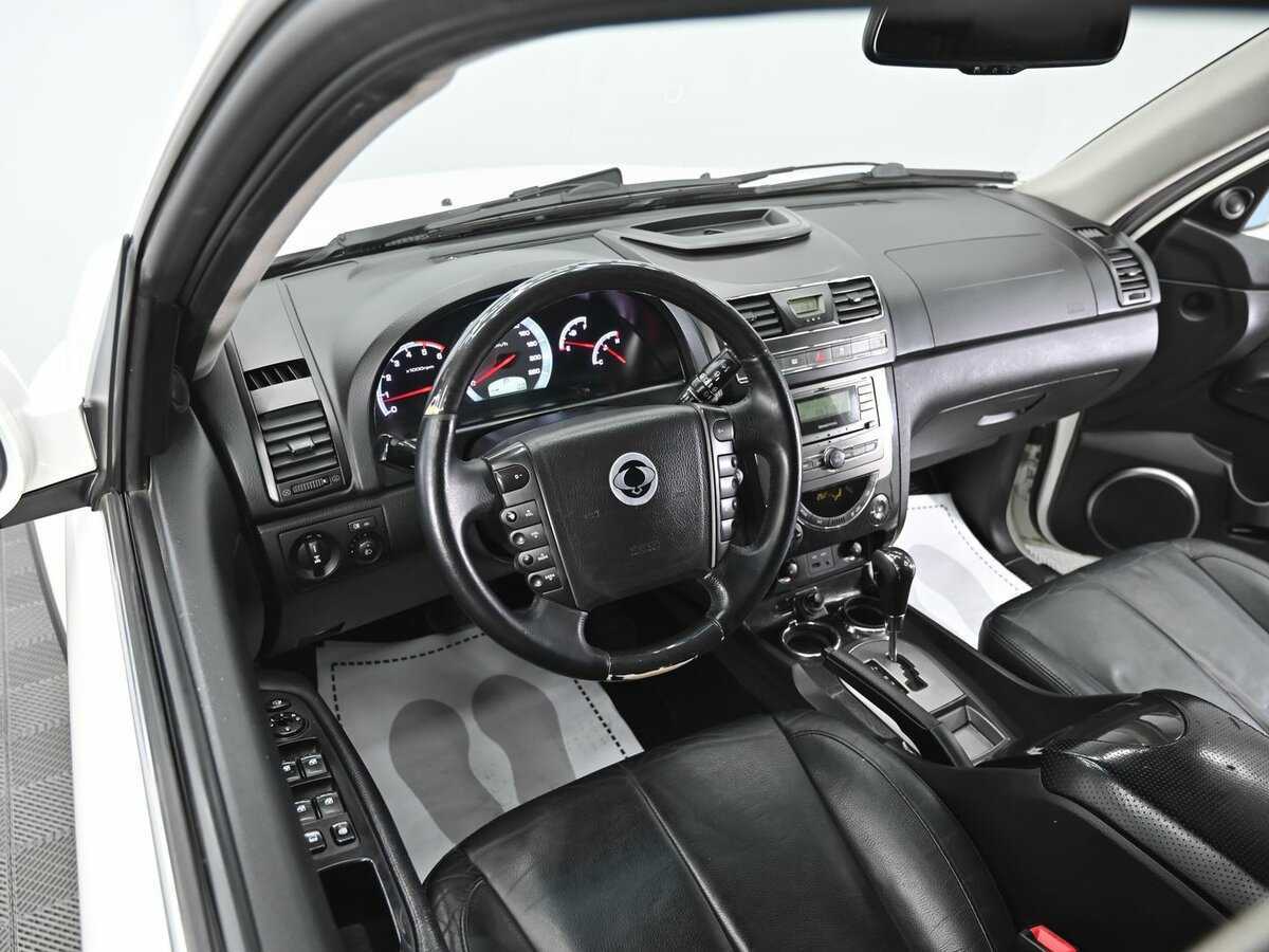 SsangYong Rexton 2013 года с пробегом. Фото: #9