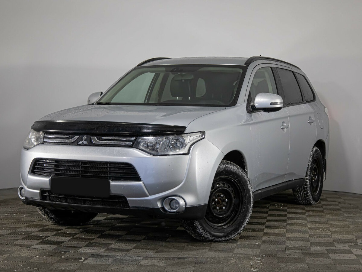 Mitsubishi Outlander 2013 года с пробегом. Фото: #0