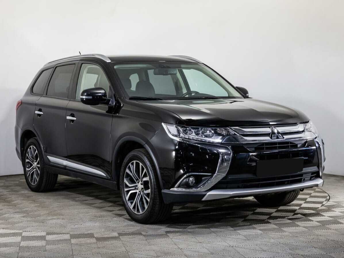 Mitsubishi Outlander 2015 года с пробегом. Фото: #2