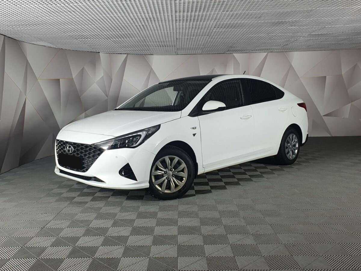 Hyundai Solaris 2021 года с пробегом. Посмотреть фото