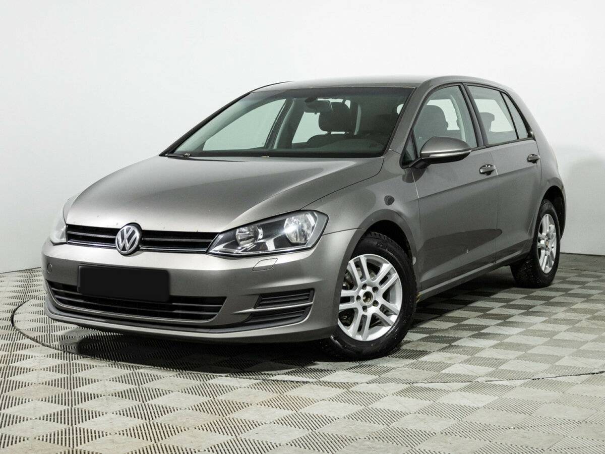 Volkswagen Golf 2013 года с пробегом. Посмотреть фото
