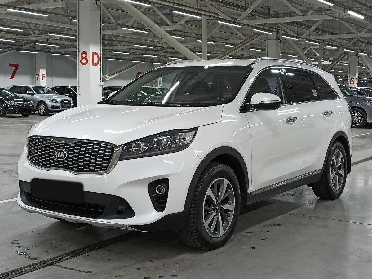 Kia Sorento 2018 года с пробегом. Посмотреть фото