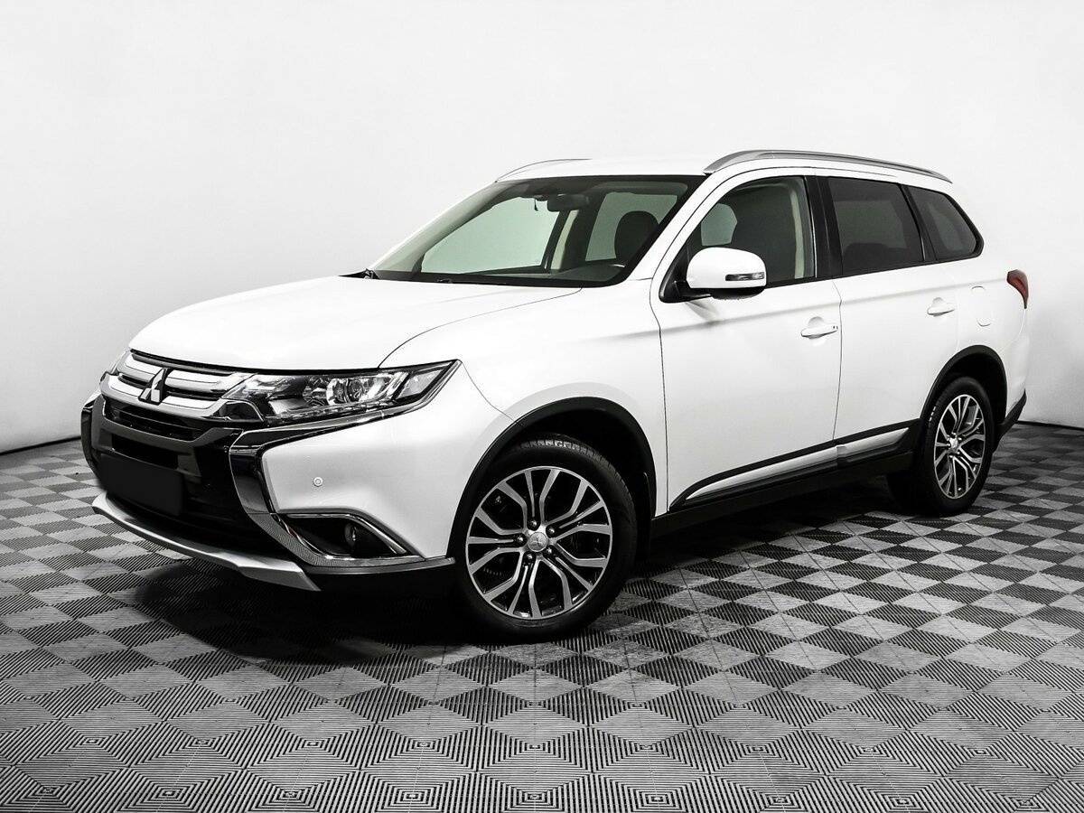 Mitsubishi Outlander 2017 года с пробегом. Фото: #0