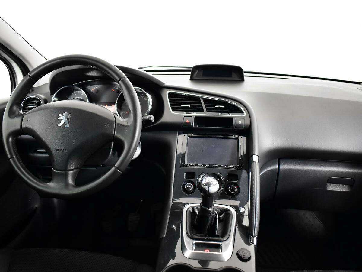 Peugeot 3008 2012 года с пробегом. Фото: #11