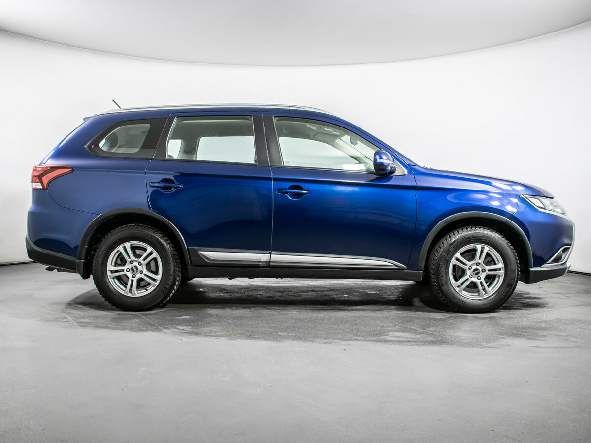 Mitsubishi Outlander 2015 года с пробегом. Фото: #3