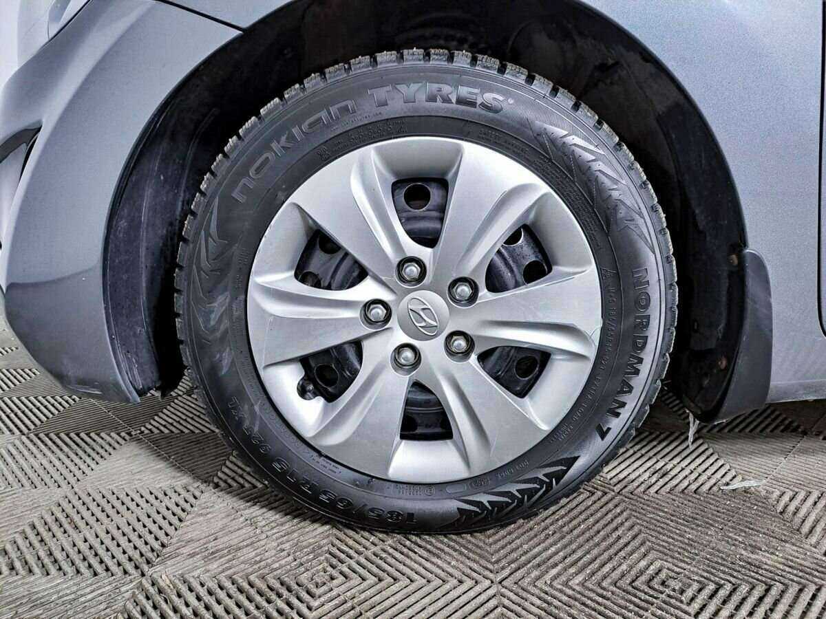 Hyundai Elantra 2015 года с пробегом. Фото: #17