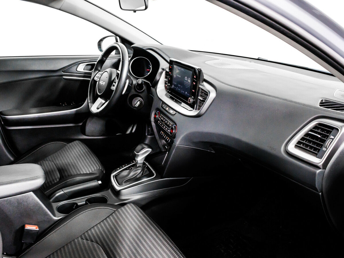 Kia Ceed 2022 года с пробегом. Фото: #7