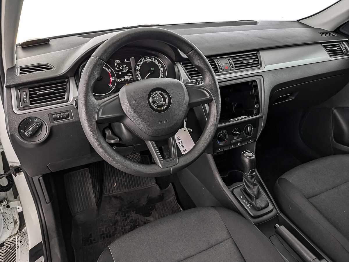 Skoda Rapid 2019 года с пробегом. Фото: #13