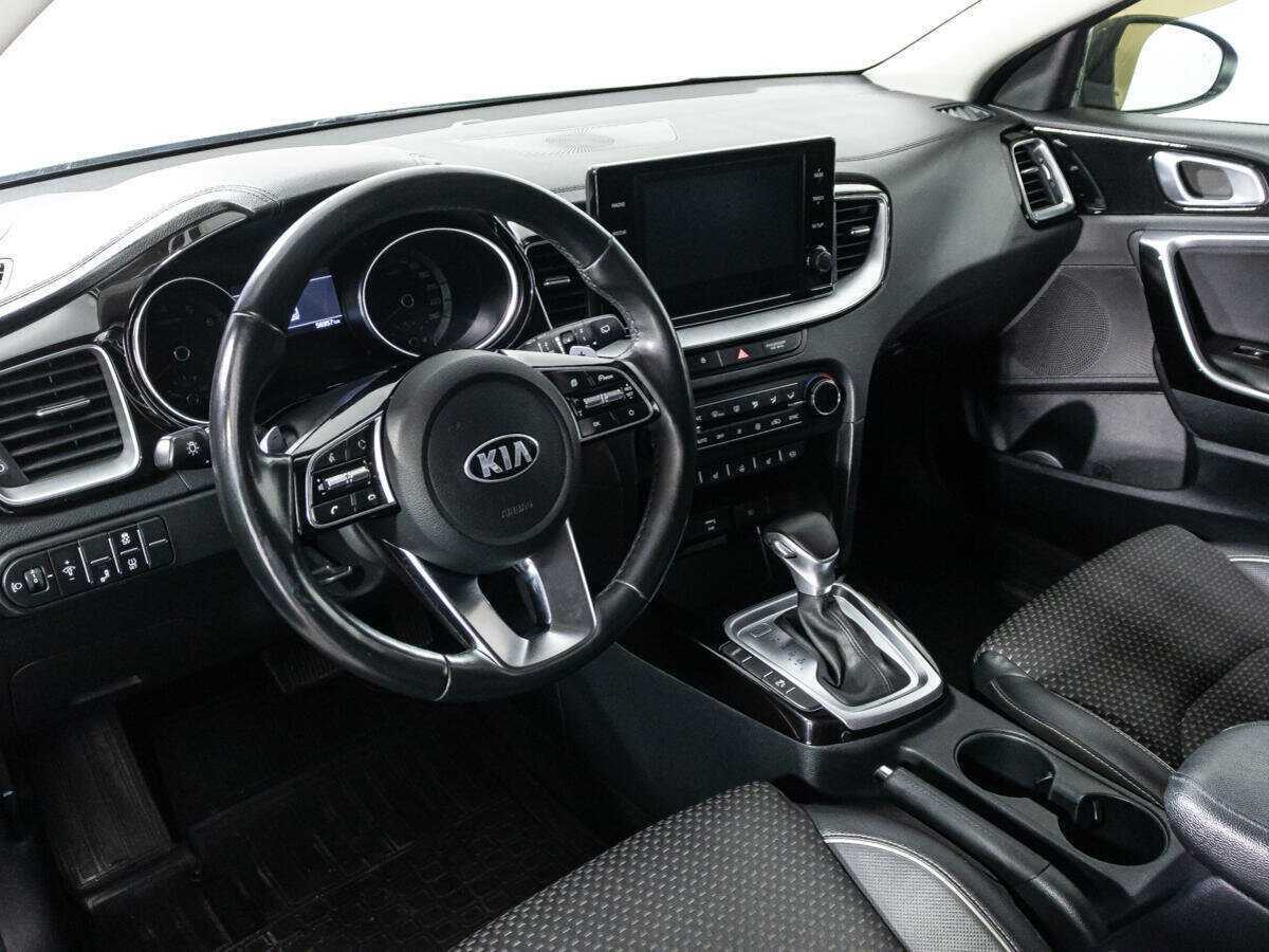 Kia Ceed 2020 года с пробегом. Фото: #10
