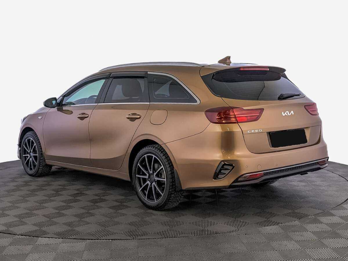 Kia Ceed 2021 года с пробегом. Фото: #6