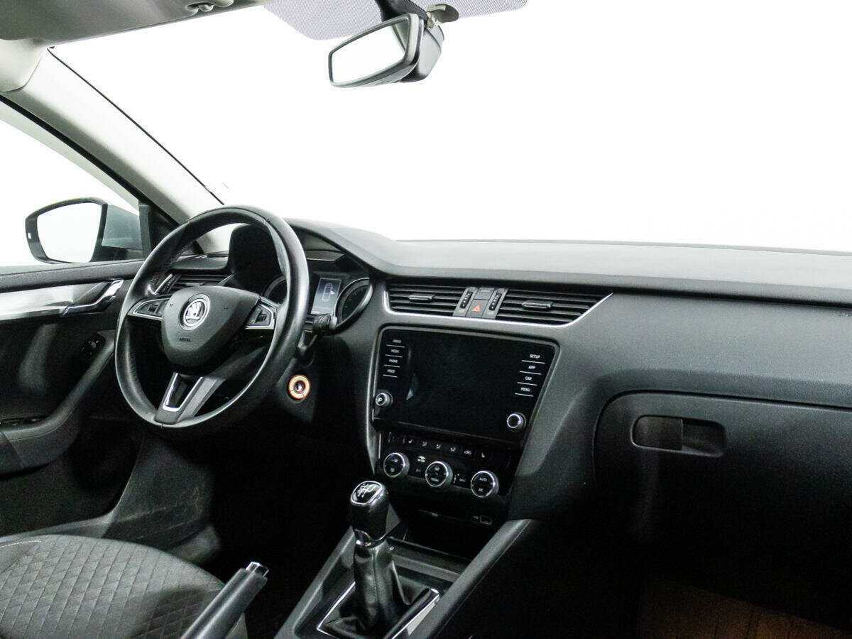 Skoda Octavia 2018 года с пробегом. Фото: #8