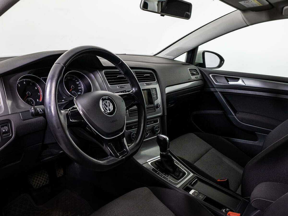 Volkswagen Golf 2013 года с пробегом. Фото: #10